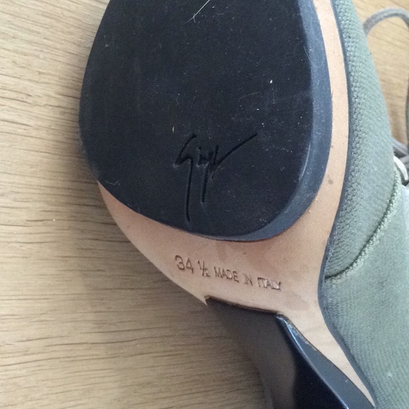 Stylish Lace-Up High Heel Ankle Boots - Picture 5 of 7